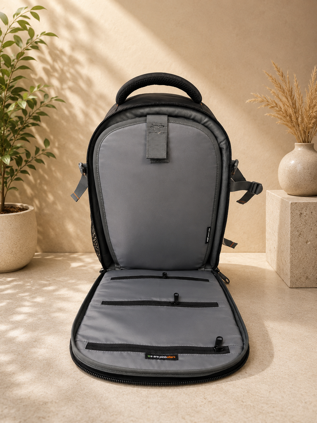 G14 | SCREENSHOT | PINBALL | DSLR BAG PACK