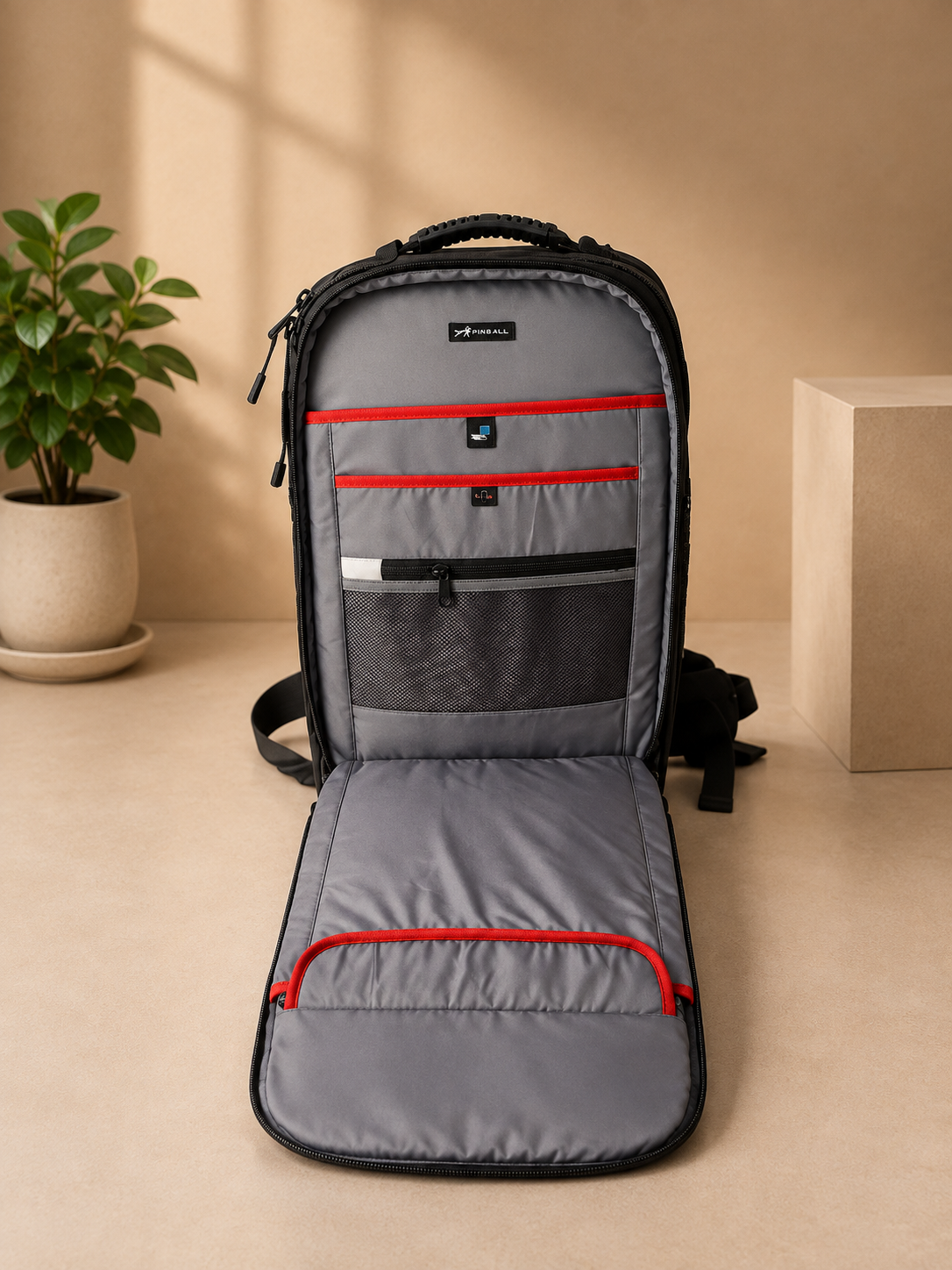 P85 | PROTREKKER | PINBALL | DSLR BAG PACK