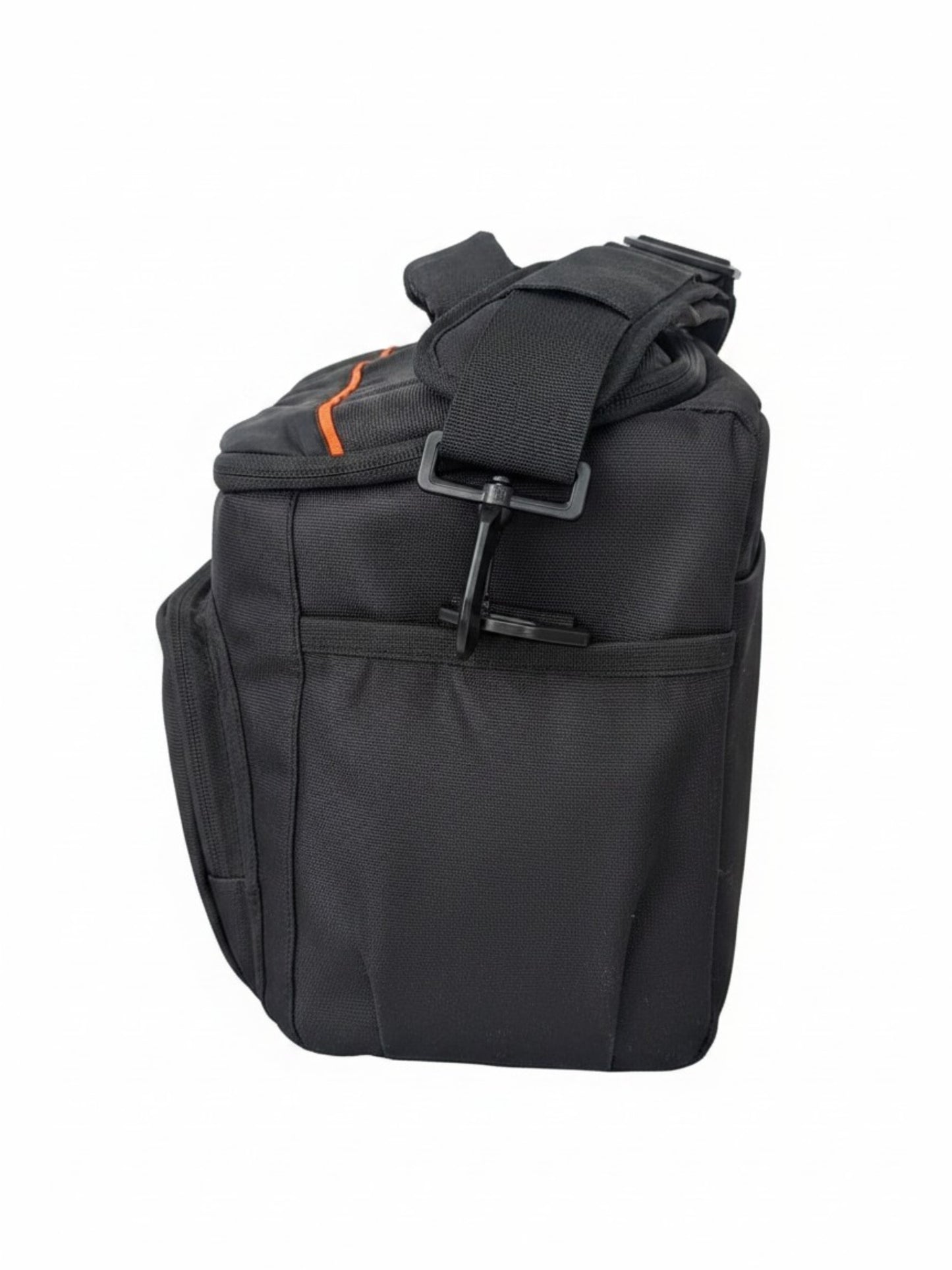 P75 | ALPHA | PINBALL | SLING CAMERA BAG