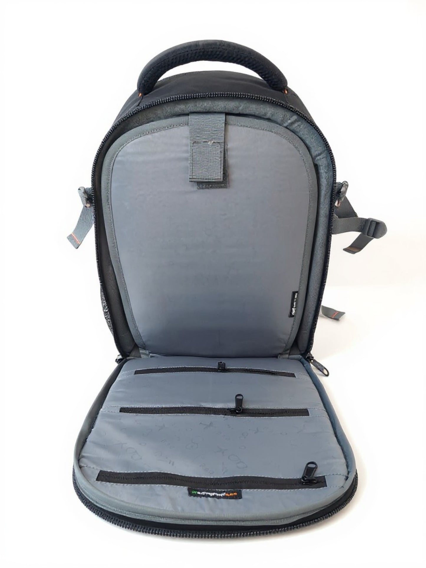G14 | SCREENSHOT | PINBALL | DSLR BAG PACK